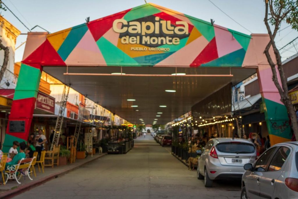 Capilla del Monte y su Calle Techada: el corazón del centro turístico